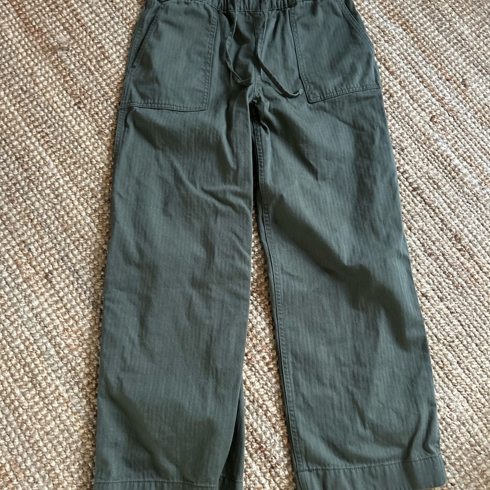 Women’s Olive Green Casual Pants